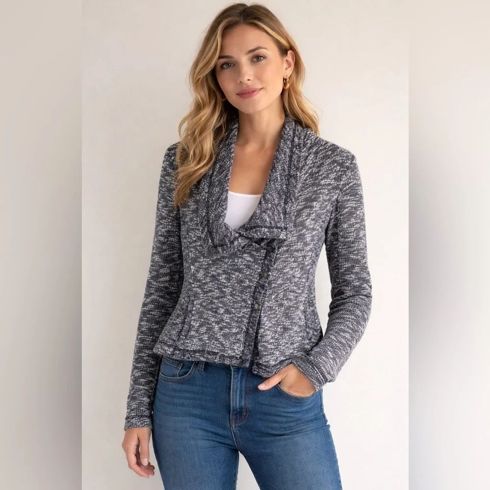 Saturday Sunday Knit Cardigan Top Long Sleeve Button Front Size M Casual Chic